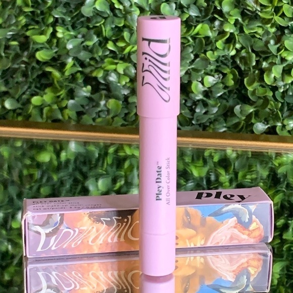 Pley Beauty Turntable All Over Color Stick | NEW | Violet Shimmer | Love Child - Picture 2 of 16